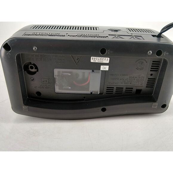 SONY DREAM MACHINE ICF-C740 Clock Radio AM/FM Digital Dual Alarm Backup Battery - Picture 9 of 9